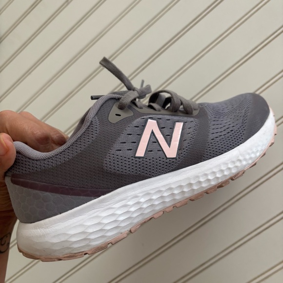 New Balance Gray/Pink Women 520 v6 Running Shoes W520LM6 - Picture 7 of 8
